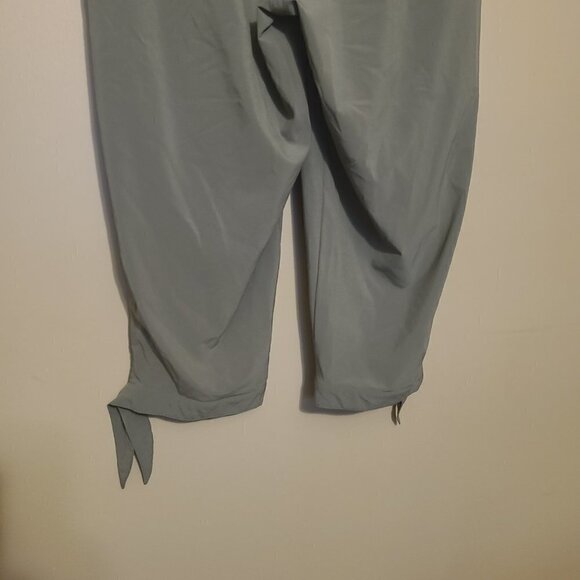 T by Talbots | Green Athleisure Pants (Size Large Petite) - Picture 7 of 8